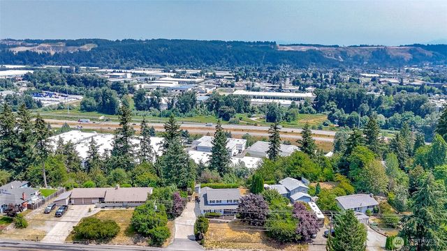 5403 Edgewood Drive E, Edgewood, WA 98372