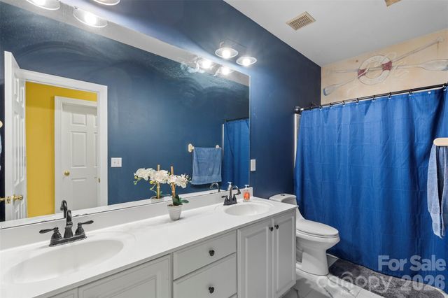 123 Wildiris Drive, Mooresville, NC 28117