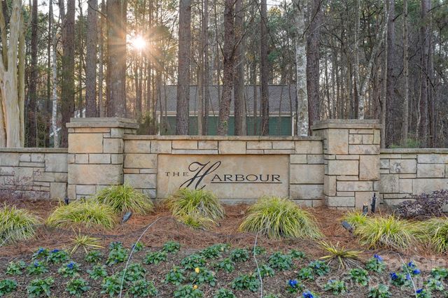 123 Wildiris Drive, Mooresville, NC 28117