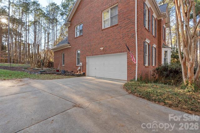 123 Wildiris Drive, Mooresville, NC 28117