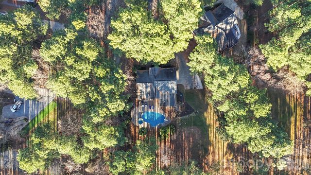 123 Wildiris Drive, Mooresville, NC 28117