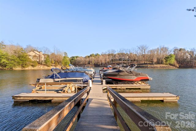 123 Wildiris Drive, Mooresville, NC 28117