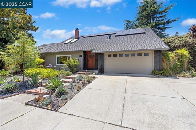 1759 Crescent Dr, Walnut Creek, CA 94598