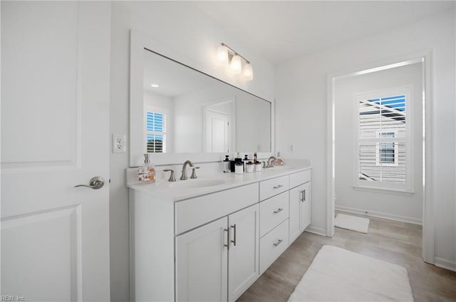 329 Middleton WAY, Chesapeake, VA 23322