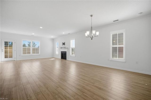 329 Middleton WAY, Chesapeake, VA 23322