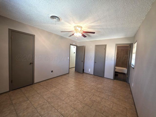 1020 W Sirroco Place, Pampa, TX 79065