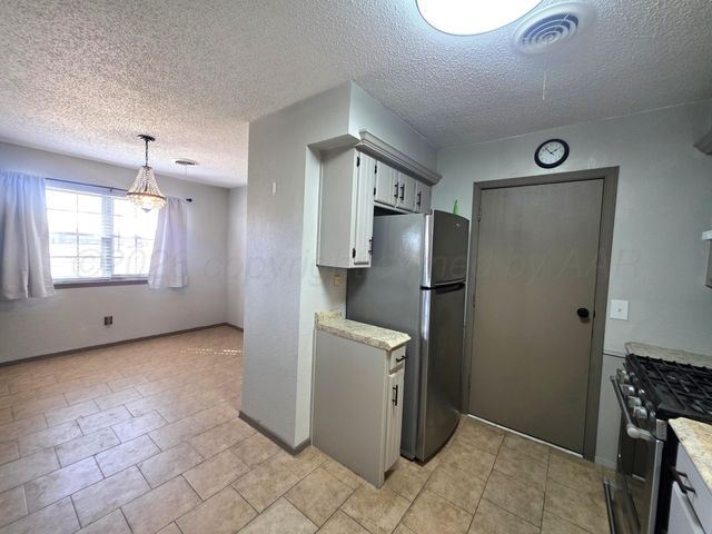 1020 W Sirroco Place, Pampa, TX 79065