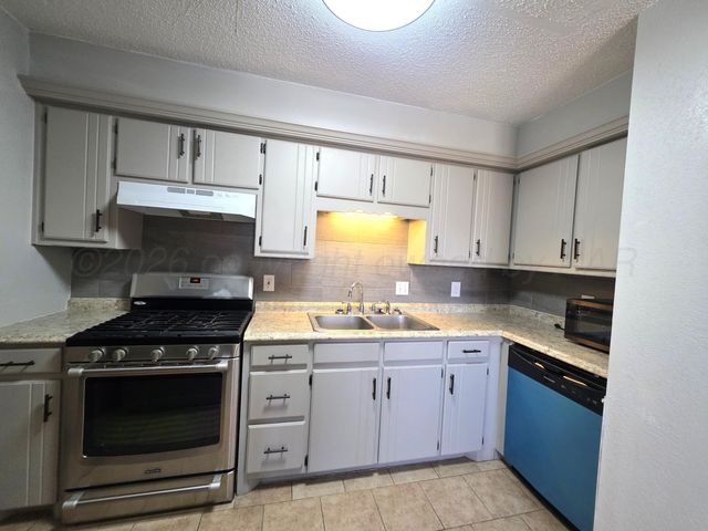 1020 W Sirroco Place, Pampa, TX 79065