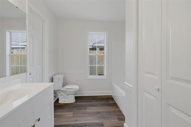 411 E Hale Street, Lake Charles, LA 70601