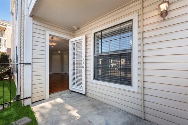 2750 Holly Hall Street 901, Houston, TX 77054