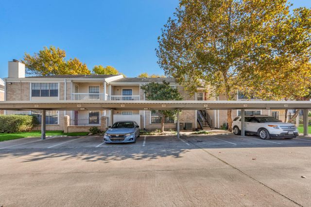 2750 Holly Hall Street 901, Houston, TX 77054