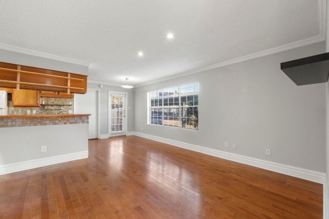 2750 Holly Hall Street 901, Houston, TX 77054