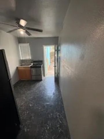 2128 E Stockwell Street B, Compton, CA 90222