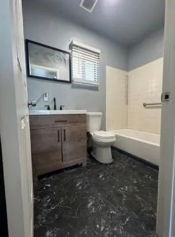 2128 E Stockwell Street B, Compton, CA 90222