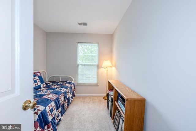 9005 CORIANDER CIR, Manassas, VA 20110