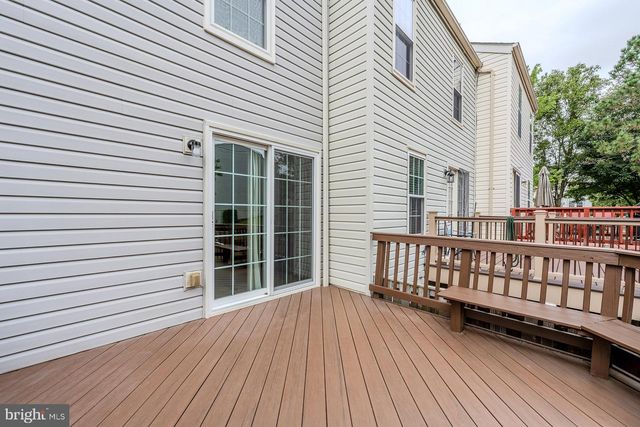9005 CORIANDER CIR, Manassas, VA 20110