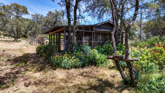 2478 Far Horizon Trl, Pilot Hill, CA 95664