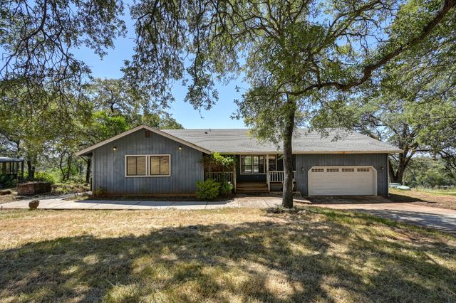 2478 Far Horizon Trl, Pilot Hill, CA 95664