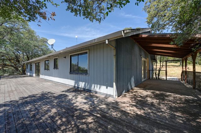 2478 Far Horizon Trl, Pilot Hill, CA 95664