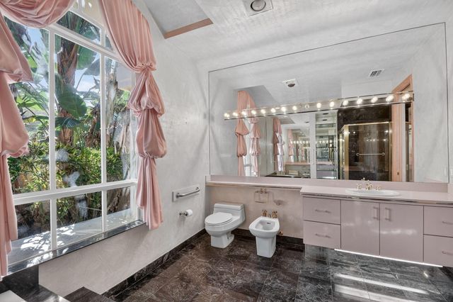 1711 Breakers West Boulevard, West Palm Beach, FL 33411