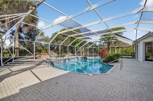 1711 Breakers West Boulevard, West Palm Beach, FL 33411