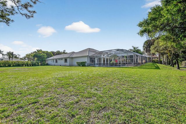 1711 Breakers West Boulevard, West Palm Beach, FL 33411