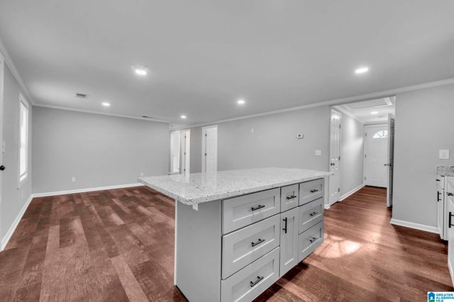 300 6TH STREET, Docena, AL 35060