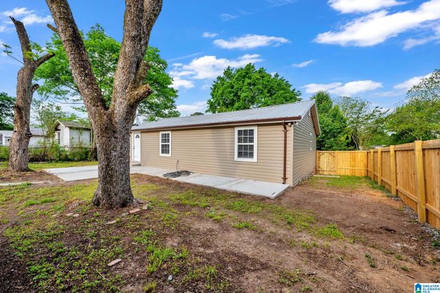 300 6TH STREET, Docena, AL 35060