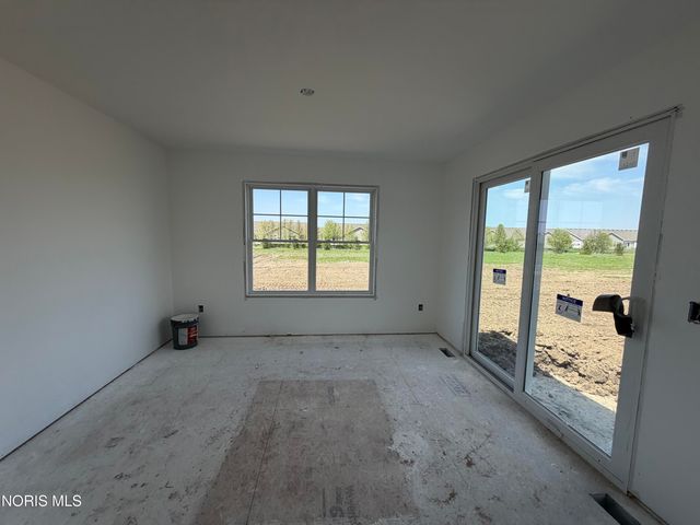 1335 Limerick Lane, Waterville, OH 43566