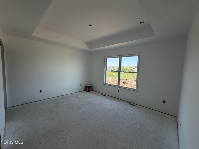 1335 Limerick Lane, Waterville, OH 43566