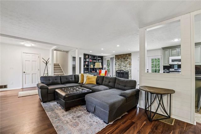 4641 Brunning Court, Dunwoody, GA 30338