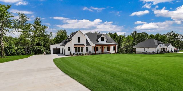 2660 Jarrell Ridge Rd, Clarksville, TN 37043
