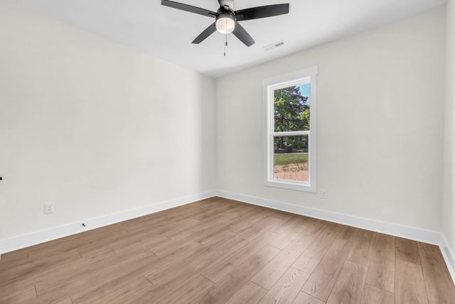 2660 Jarrell Ridge Rd, Clarksville, TN 37043