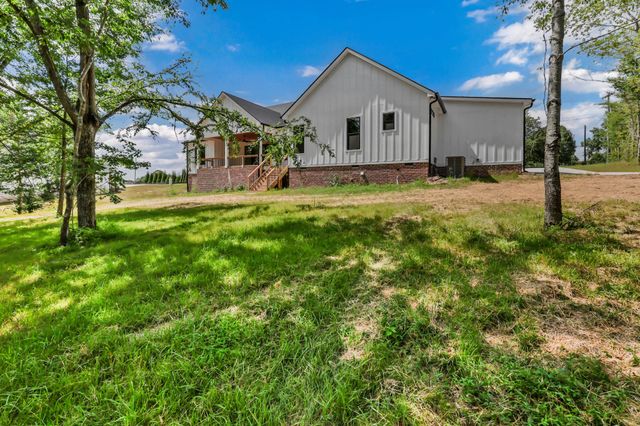 2660 Jarrell Ridge Rd, Clarksville, TN 37043