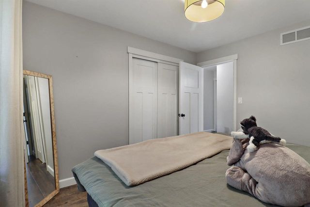 1212 Laurel LANE, Kansasville, WI 53139