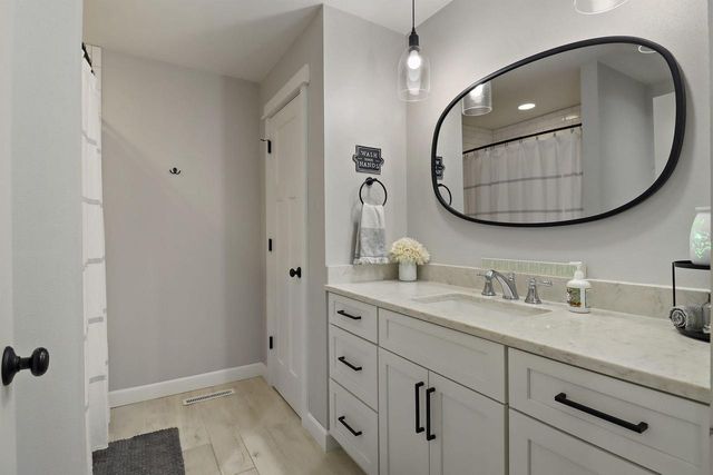 1212 Laurel LANE, Kansasville, WI 53139