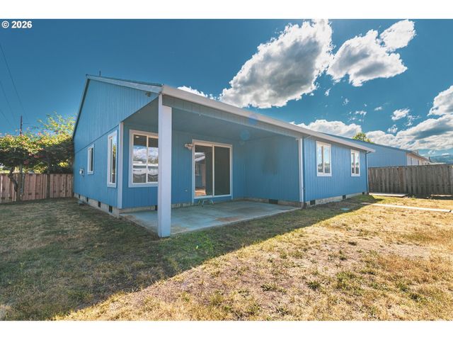 1729 HARTFORD Dr, Forest Grove, OR 97116