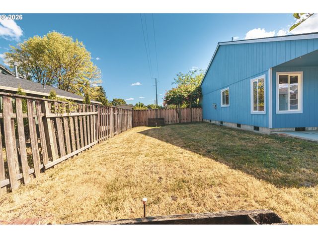 1729 HARTFORD Dr, Forest Grove, OR 97116