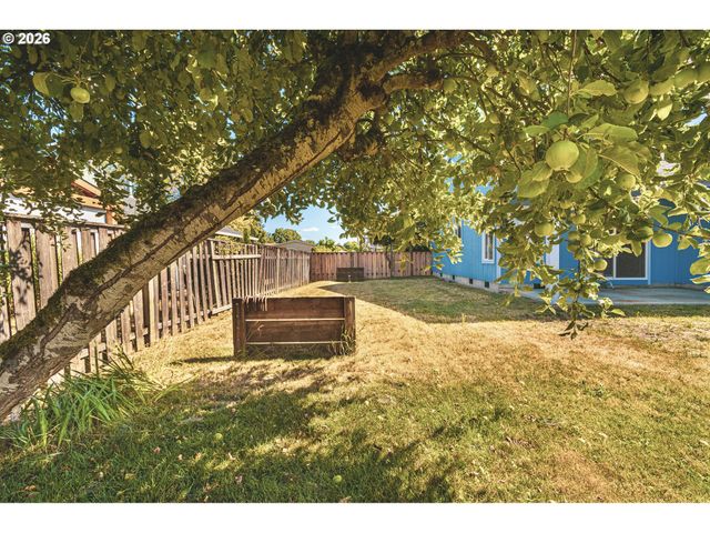 1729 HARTFORD Dr, Forest Grove, OR 97116
