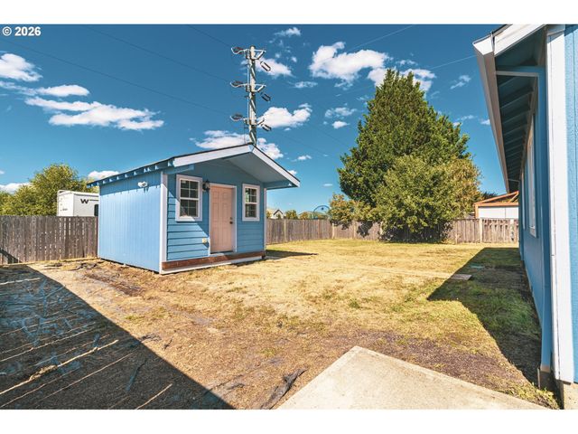 1729 HARTFORD Dr, Forest Grove, OR 97116