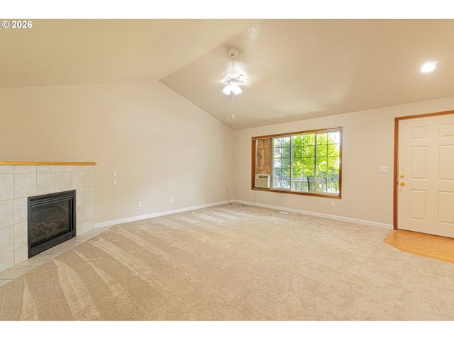 1729 HARTFORD Dr, Forest Grove, OR 97116