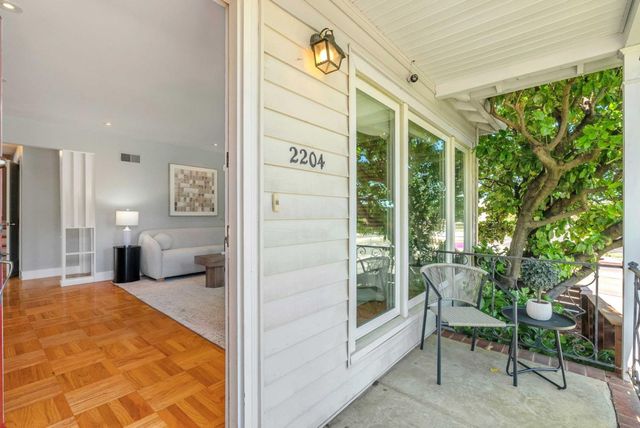 2204 Roosevelt Avenue, Redwood City, CA 94061