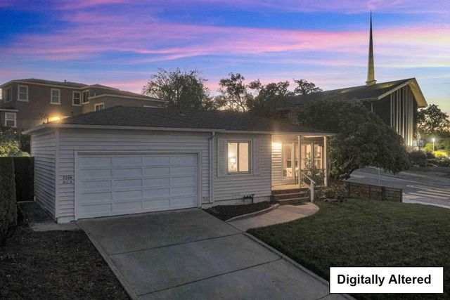 2204 Roosevelt Avenue, Redwood City, CA 94061