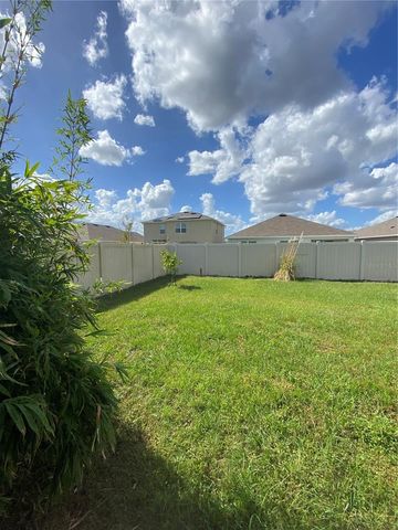 33318 HAMILTON HILL LN, Wesley Chapel, FL 33545