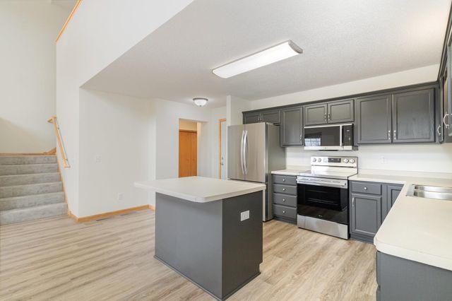 2070 Bunker Boulevard, Rush City, MN 55069