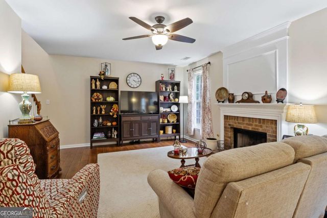 9815 Settlers Lane, Gainesville, GA 30506