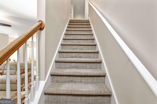 9815 Settlers Lane, Gainesville, GA 30506