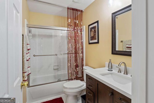 9815 Settlers Lane, Gainesville, GA 30506