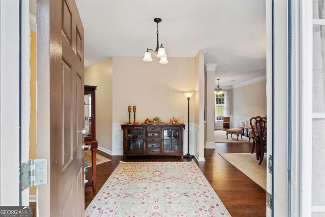 9815 Settlers Lane, Gainesville, GA 30506