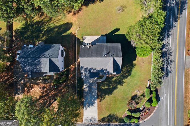 9815 Settlers Lane, Gainesville, GA 30506